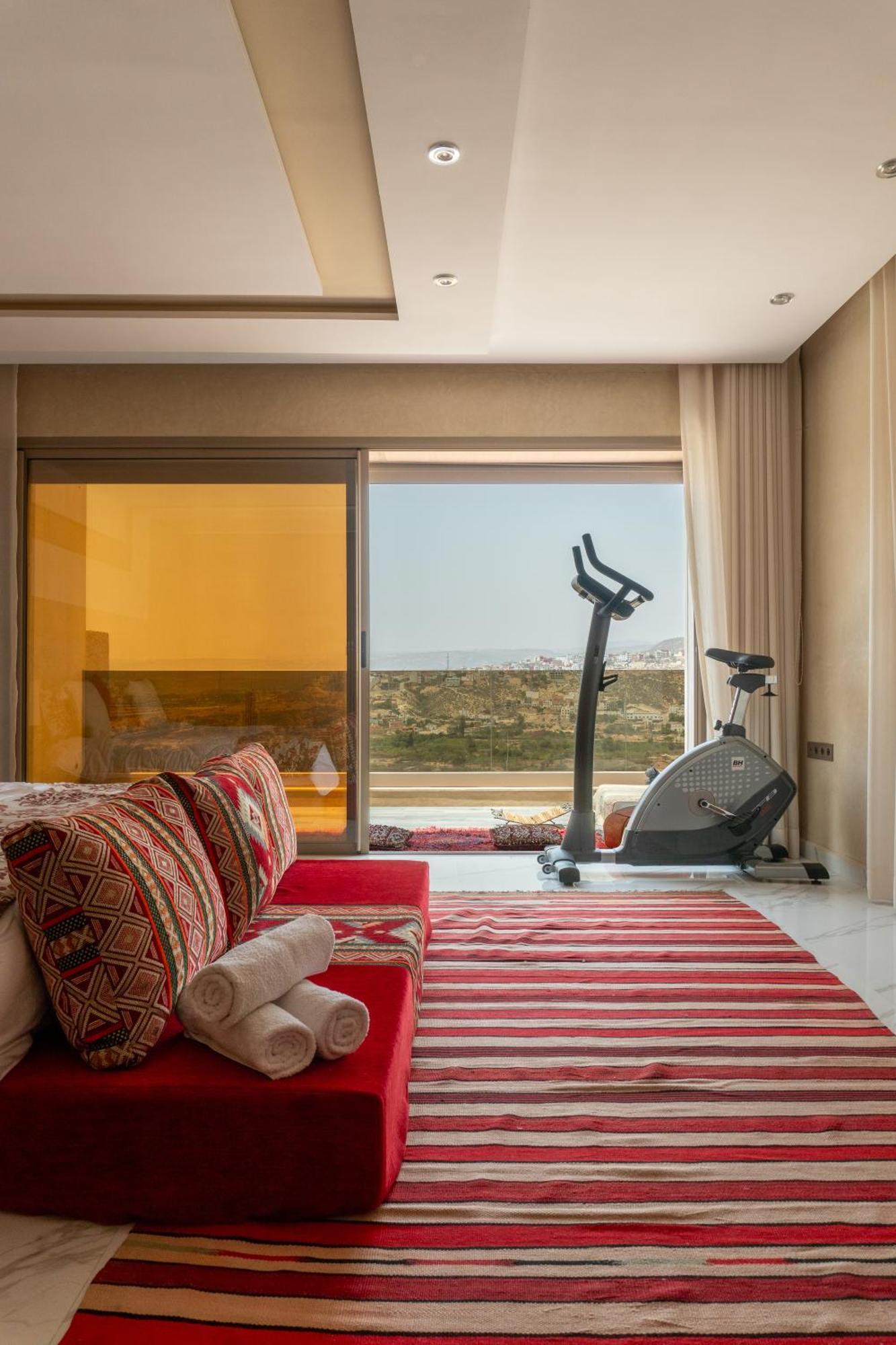 Tayyurt Surf Camp Tamraght Aourir Hostel Imi Mikki Ngoại thất bức ảnh